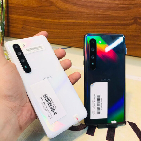 Aquos R5 Price in Pakistan